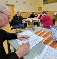 Ordförande Osmo Koivula leder mötesförhandlingarna 15.9 2022
