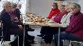 Kaffe eller te smakade bra efter kylan utomhus 18.4 2024